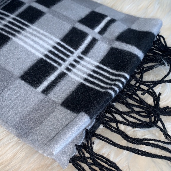 🔥4/$25🔥Mens scarf. NWT - Picture 3 of 4